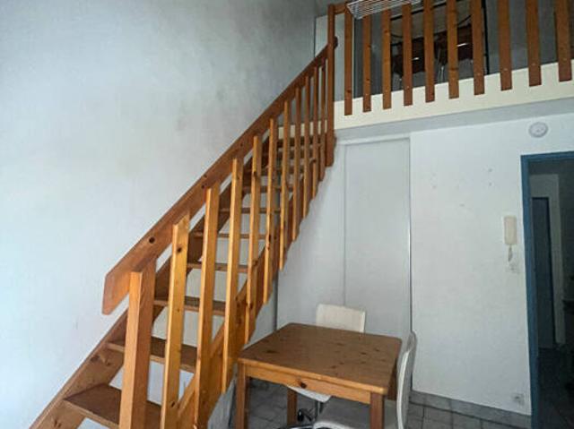 Studio en duplex, proche fac de lettres Résidence Pythagore