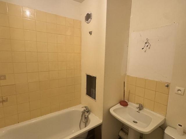 studio en exclusivité