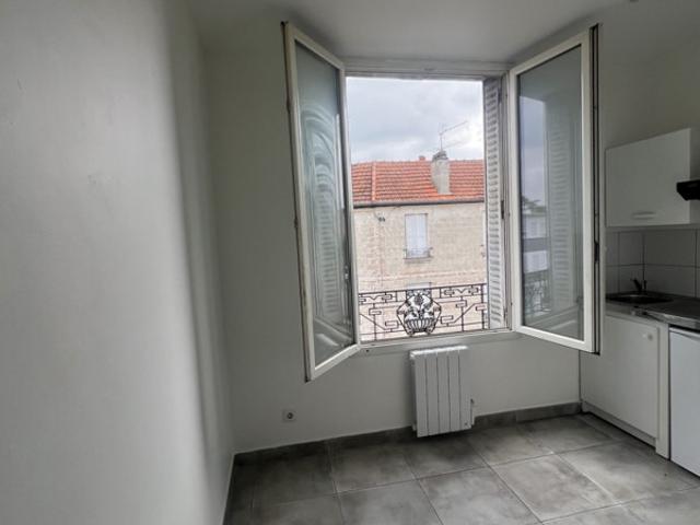 STUDIO EN EXCLUSIVITÉ VILLEMOMBLE