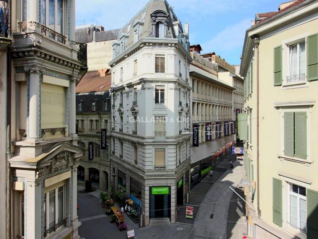 Studio en plein centre ville de Lausanne réservé aux femmes