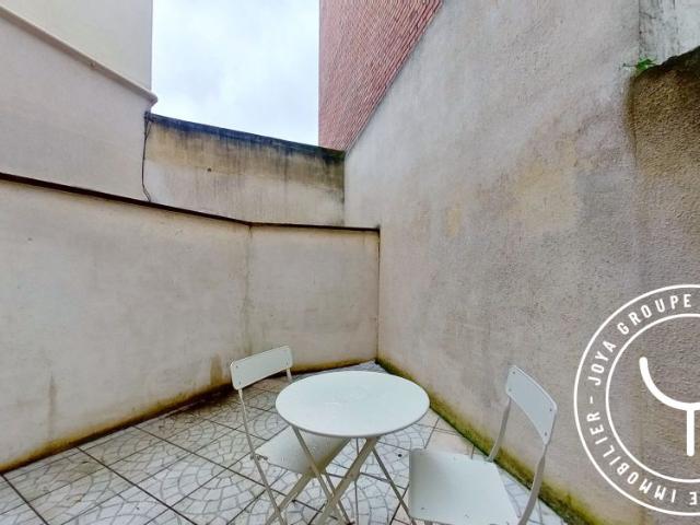 STUDIO EN REZ DE CHAUSSEE
