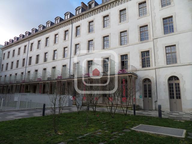 STUDIO EN RESIDENCE HOTELIERE AVEC BAIL COMMERCIAL IDEAL INVESTISSEUR