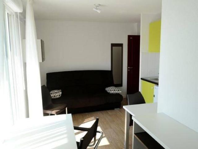 Studio étudiant de 18 à 20 m² meublé et équipé à 430 €
