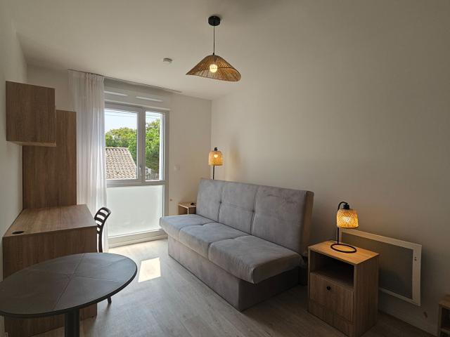 STUDIO ETUDIANT RESIDENCE NEUVE LES MINIMES