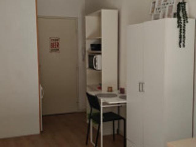 Studio étudiant résidence St Mathieu proche lycée Daudet
