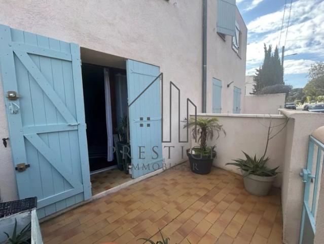 STUDIO ET PLACE DE PARKING CLOS DES PLAGES