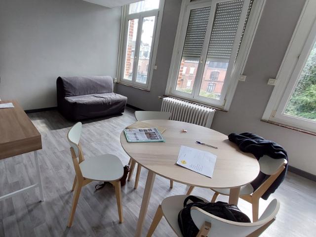 STUDIO ETAT NEUF DE 27 M2 EN CENTRE VILLE