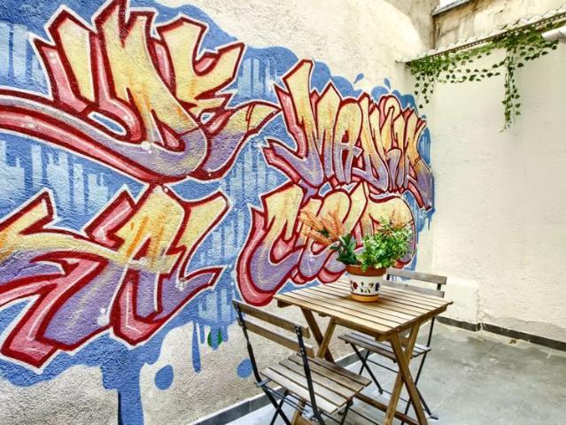 Studio for rent in Cortes, bills included