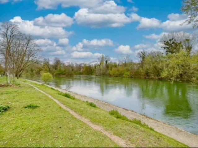 studio for rent in LA VARENNE ST HILAIRE 94210