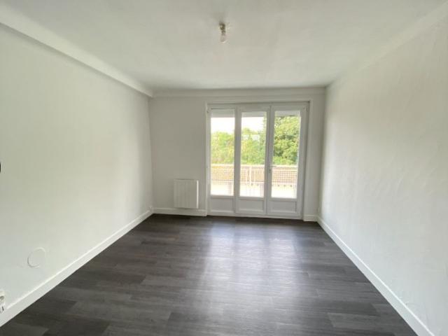 studio for rent in AUBERVILLIERS 93300