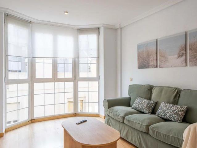 Studio for rent in Guindalera with bills included