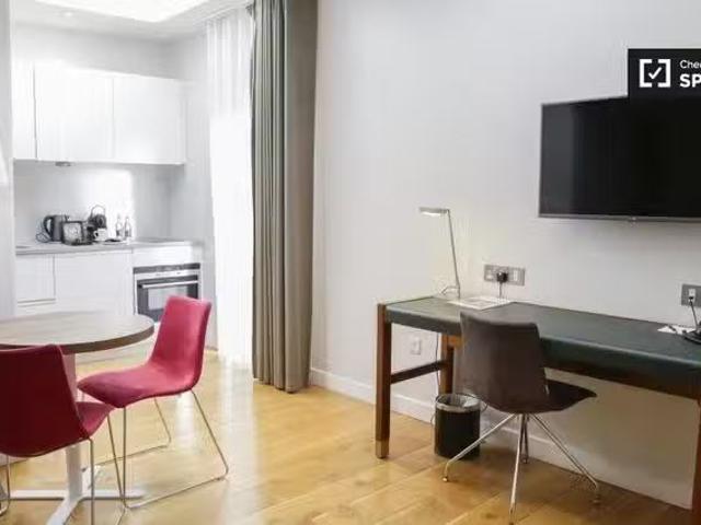 Studio for rent in Donnybrook, Dublin