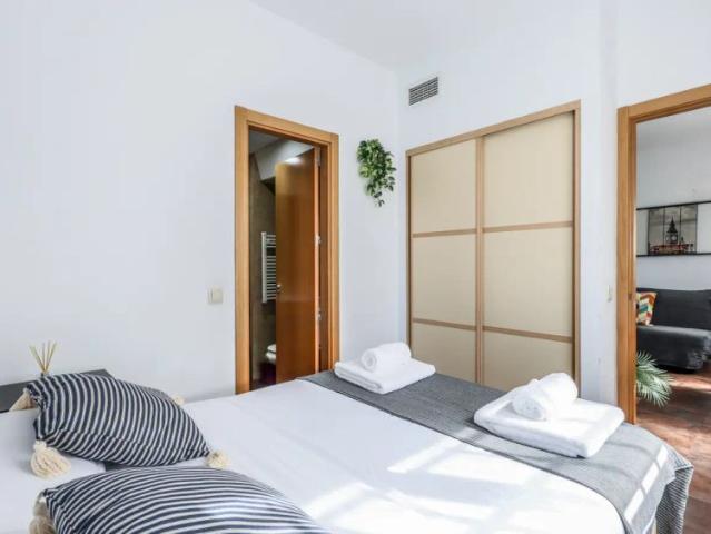 Studio for rent in Delicias, bills included