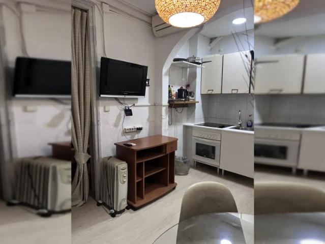 Studio for rent in El Gòtic, bills included