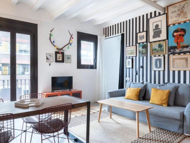 Studio for rent in El Parc i la Llacuna del Poblenou, bills included, perfect for professionals and couples