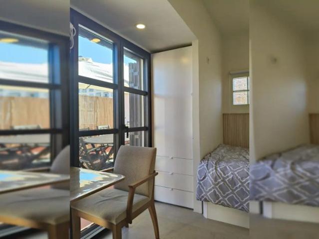 Studio for rent in El Raval, some bills included
