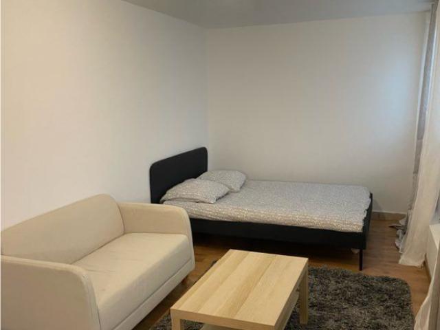 studio for rent in FONTENAY LE FLEURY 78330