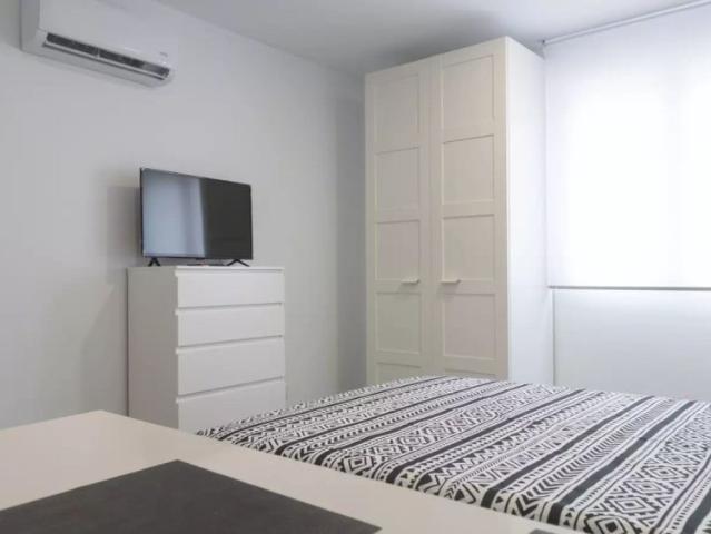 Studio for rent in Opañel