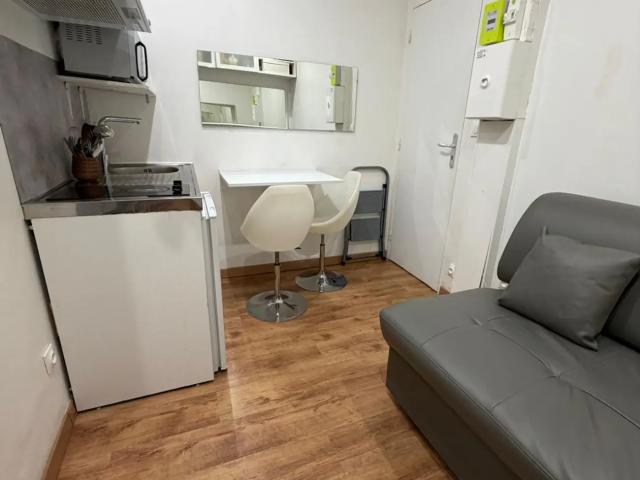 studio for rent in LEVALLOIS PERRET 92300