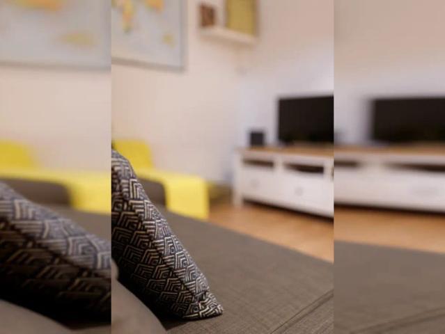 Studio for rent in Les Corts, bills included