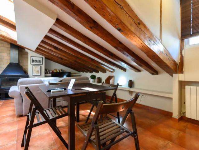 Studio for rent in Sol