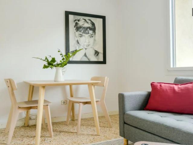 Studio for rent in Sant Antoni, Barcelona