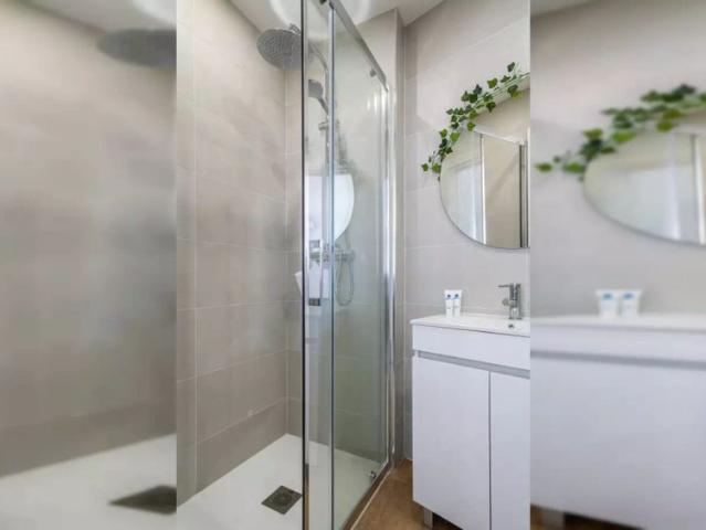 Studio for rent in Porto