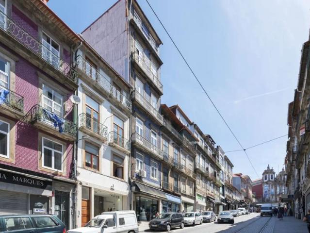 Studio for rent in Porto