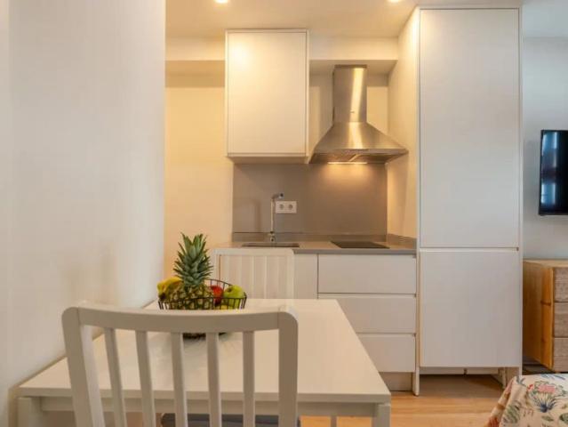 Studio for rent in Porto