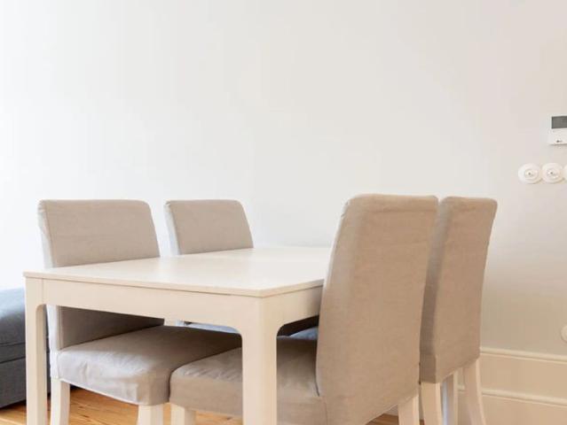 Studio for rent in Porto