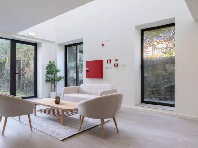 Studio for rent in Porto, bills included