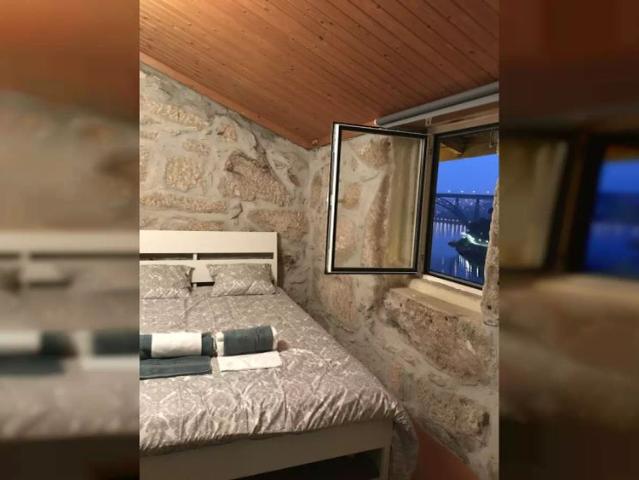 Studio for rent in Porto, bills included