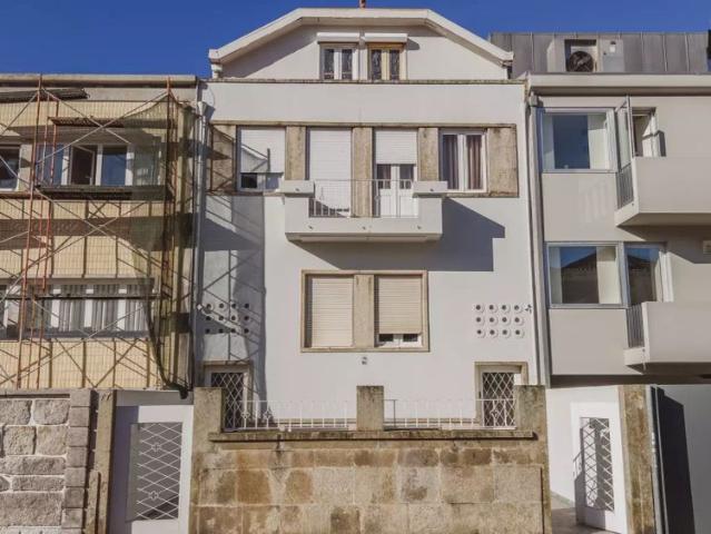 Studio for rent in Porto, bills included