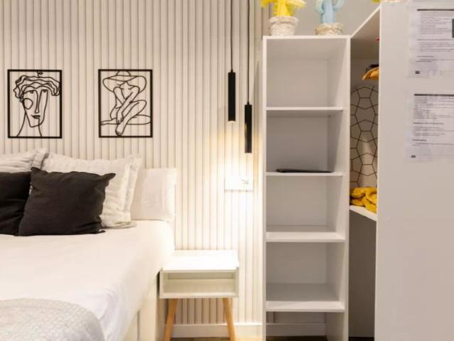 Studio for rent in Palacio