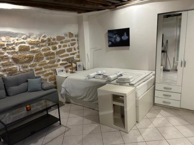 studio for rent in PARIS