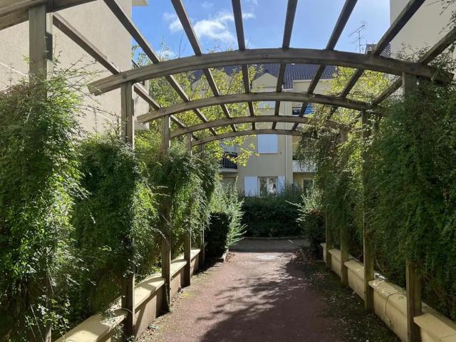 studio for rent in PLAISIR 78370