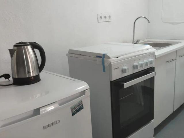 Studio for rent in Torrevieja, WiFi included