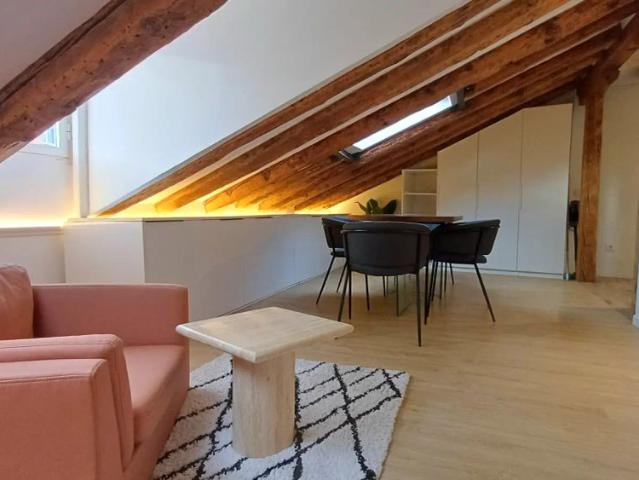 Studio for rent in Trafalgar, bills included