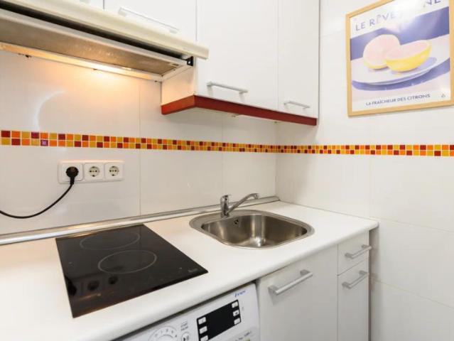 Studio for rent in Universidad, Centro