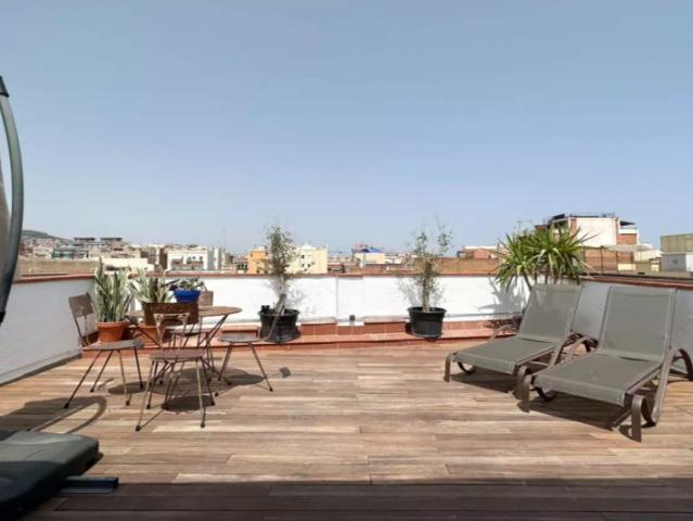 Studio for rent in Vila de Gràcia, bills included