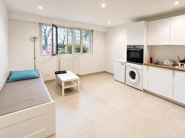 studio for rent in VILLEJUIF 94800
