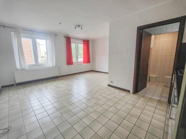 Studio for rent near ULB/VUB Pétillon/Hankar