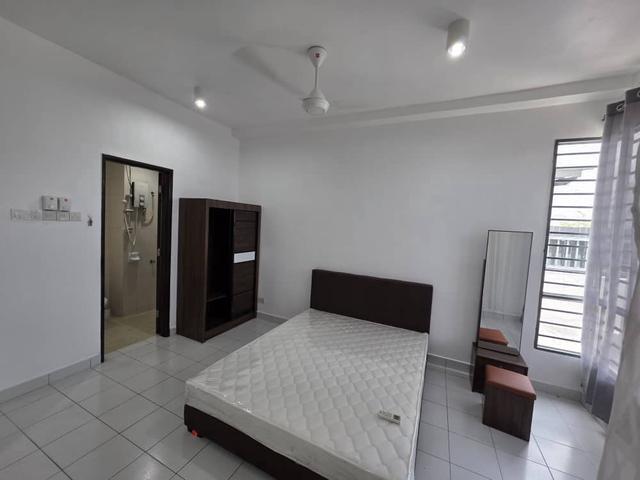 Studio For Rent Subang Jaya SS16 Near UOA Glenmarie LRT KTM Casa Tiara