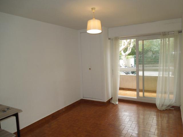 STUDIO Fac de Lettres 21M2