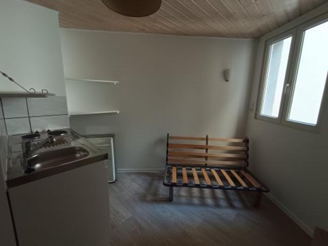 Studio face Gare 63100 Clermont ferrand