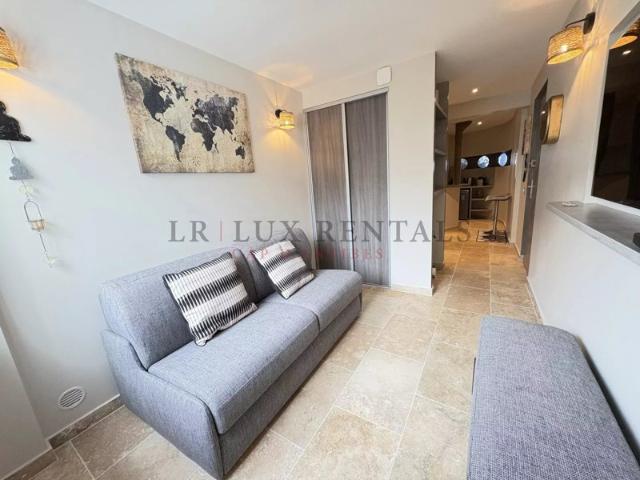 Studio front de mer en vente à Juan les Pins