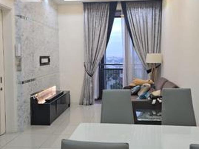 Studio KU Suite fully furnished tip top condition move in ready
