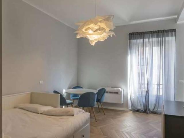 Studio in affitto a Guastalla, Milano