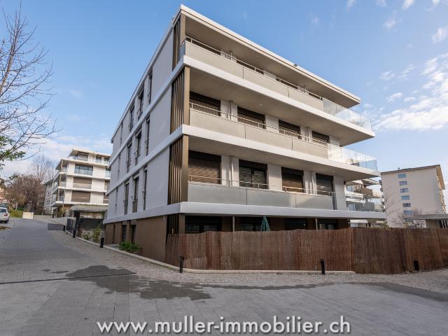 Studio in einem modernen Gebäude im Herzen von Prilly