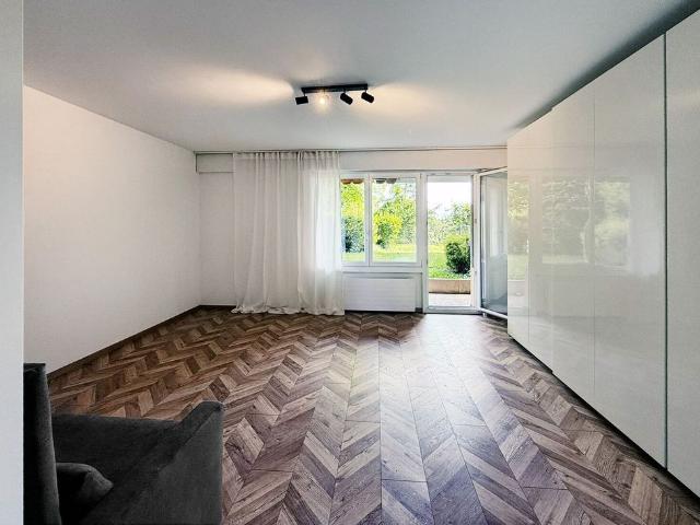 STUDIO IN LUTRY VD, FURNISHED, TERM